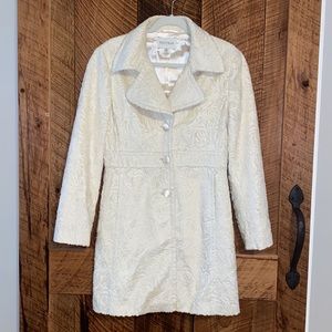 Like New WHBM Cream Peacoat/Statement Coat (M) - Perfect for Spring!